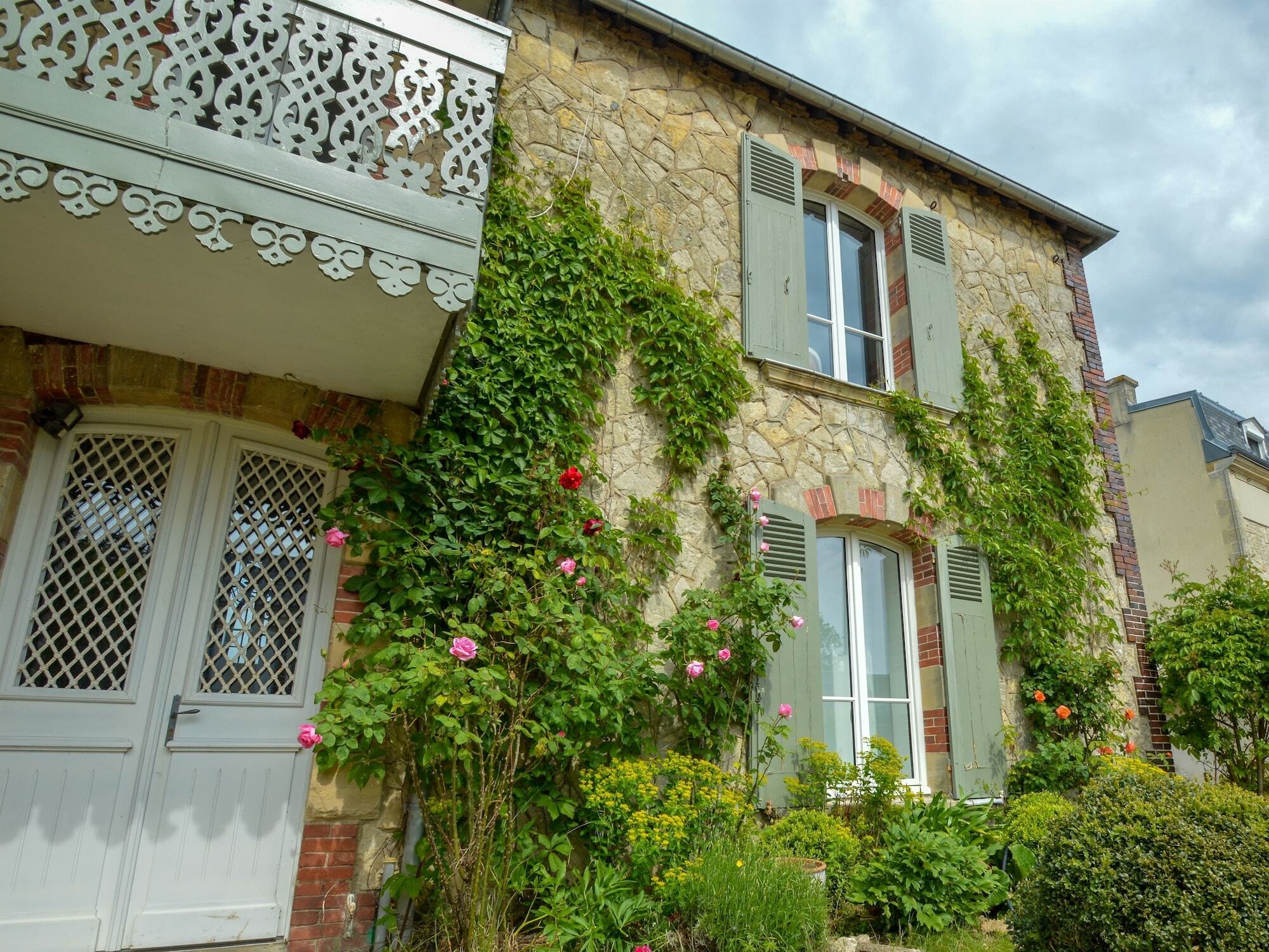 La Paresse En Ville Bayeux Exterior photo